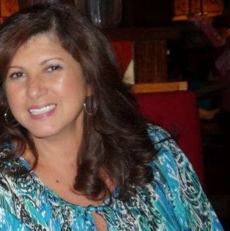 Angela Dickinson Photo 19