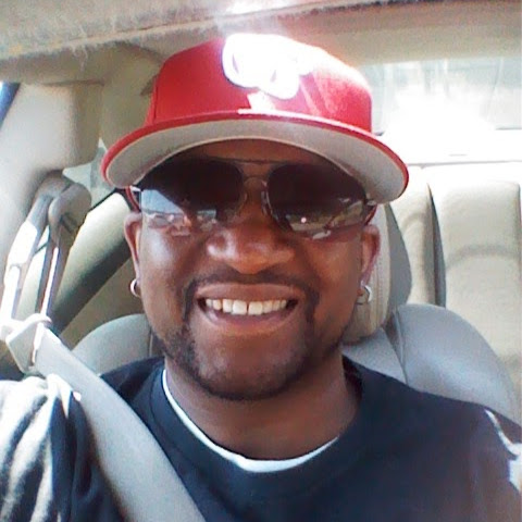 Ronald Dickens Photo 20