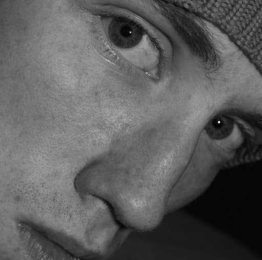 Travis Rowe Photo 32