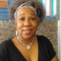 Catherine Glenn Photo 28