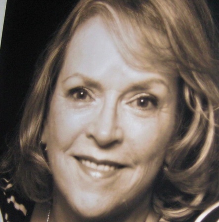 Linda Matthews Photo 34