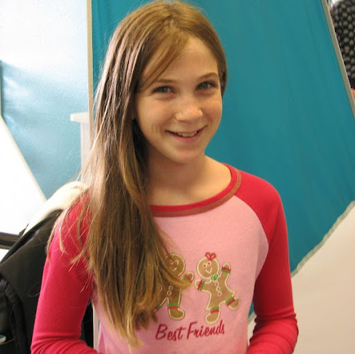 Annie Heath Photo 15