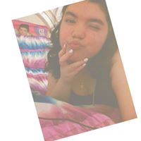 Laura Batres Photo 9