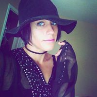 Rachael Hall Photo 34