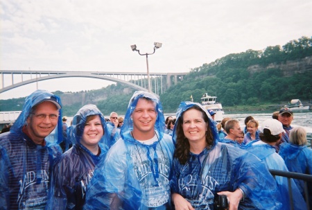 Christine Shuler Photo 8