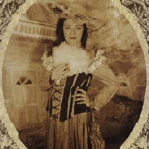 Robin Springer Photo 34