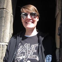 Janelle Macdonald Photo 15