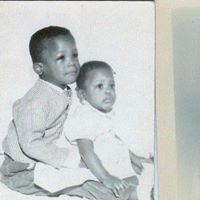 Dennis Mayfield Photo 28