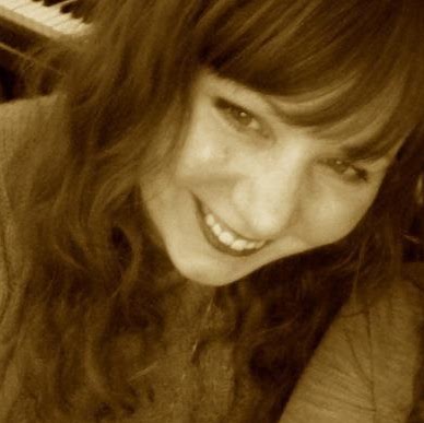 Alice Gould Photo 28