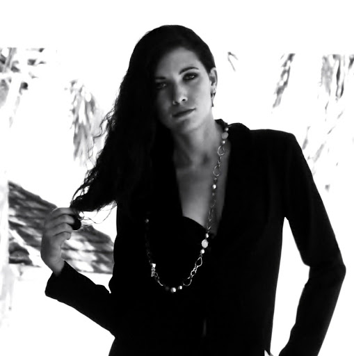 Elizabeth Maxwell Photo 45 Elizabeth Maxwell Photo 45