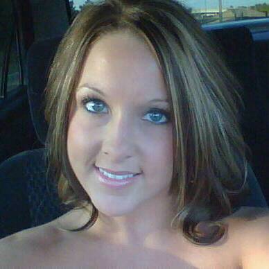 Lindsey Montgomery Photo 16