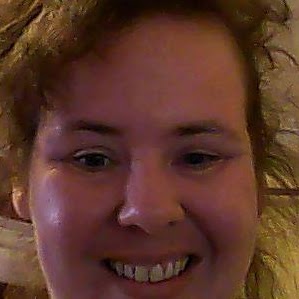 Jennifer Hillyard Photo 9
