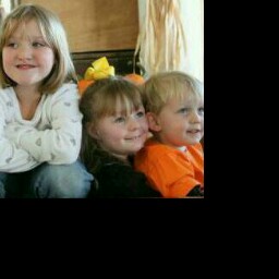 Debbie Bridges Photo 33