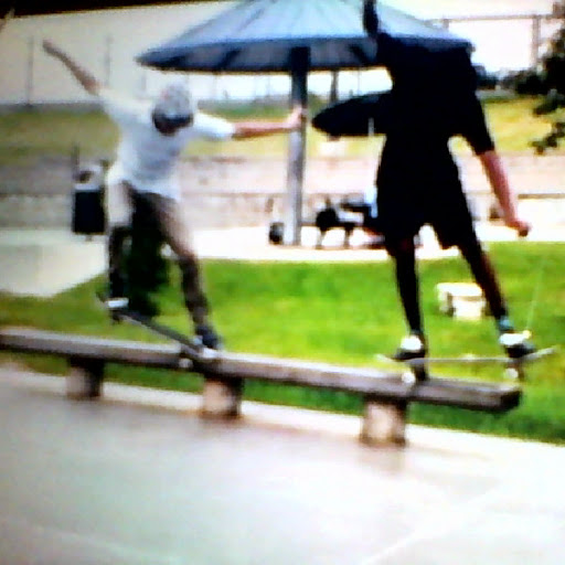 Robert Salazar Photo 34
