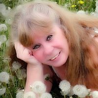 Christine Parker Photo 32