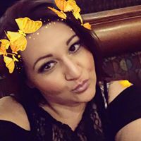 Sarah Vasquez Photo 22