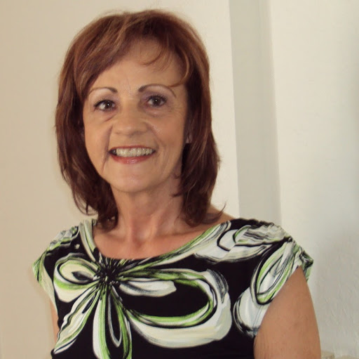 Barbara Combs Photo 29