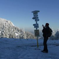 Jeremy Holt Photo 20