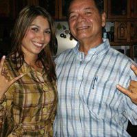 Laura Alvarado Photo 28