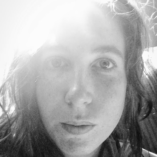 Katie Adkins Photo 17