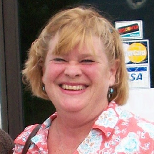 Lisa Coates Photo 15