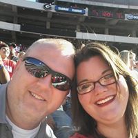 Amanda Huggins Photo 9