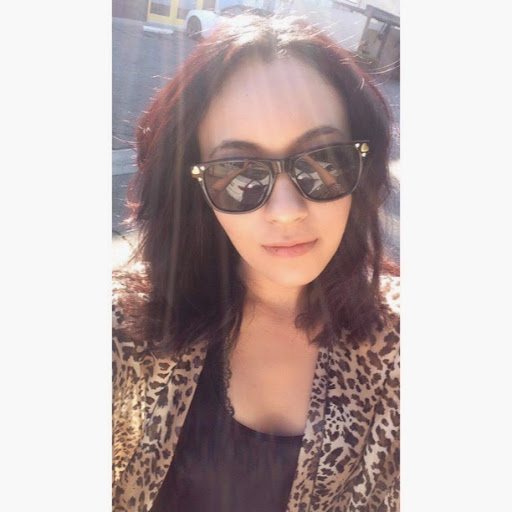 Janice Gonzalez Photo 21