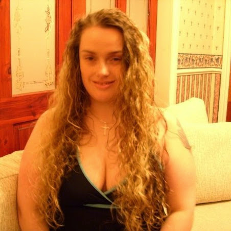 Tracey Hall Photo 31