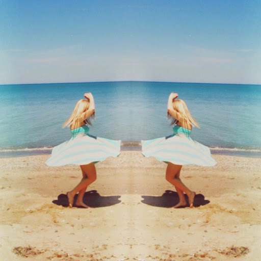 Emily Ager Photo 8