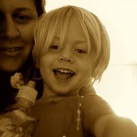 Julie Cowell Photo 16