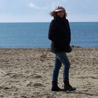 Linda Bernardo Photo 26