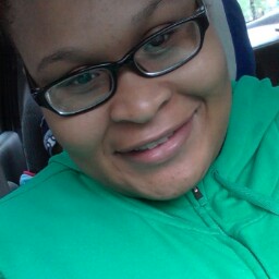 Julissa Martinez Photo 16