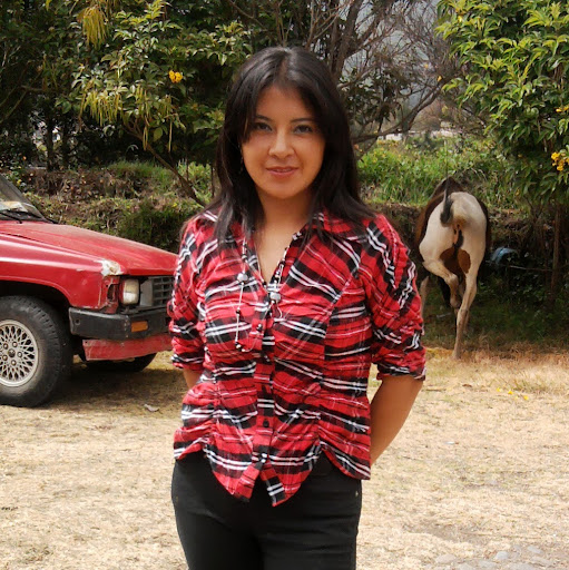 Jenny Manzano Photo 4