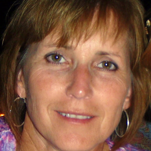 Shelley Ellis Photo 8