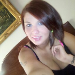 Lindsey Reeves Photo 12