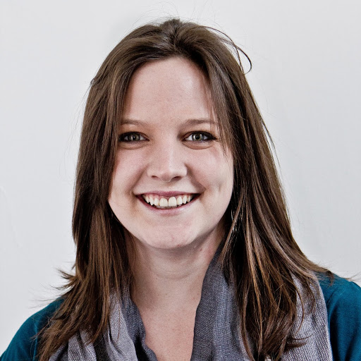 Laura Robinson Photo 51