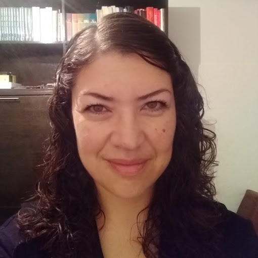Cindy Flores Photo 5