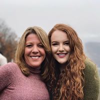 Nicole Atkinson Photo 36