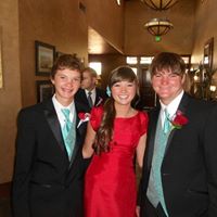 Colleen Warren Photo 28
