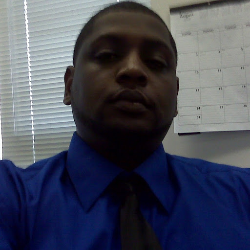 Carl Howell Photo 41