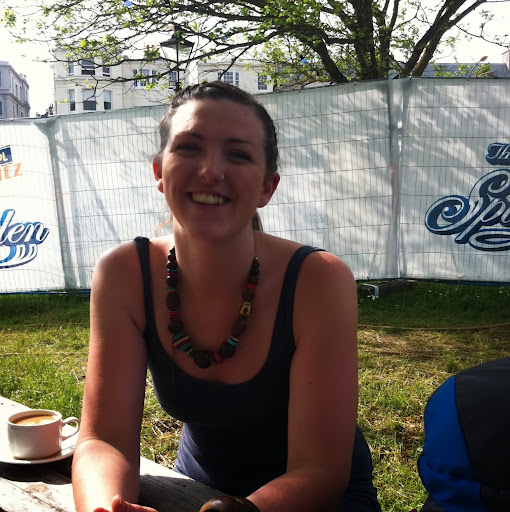 Juliet Young Photo 22