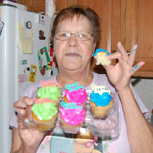 Diana Wallace Photo 15