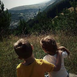 Thomas Milligan Photo 32