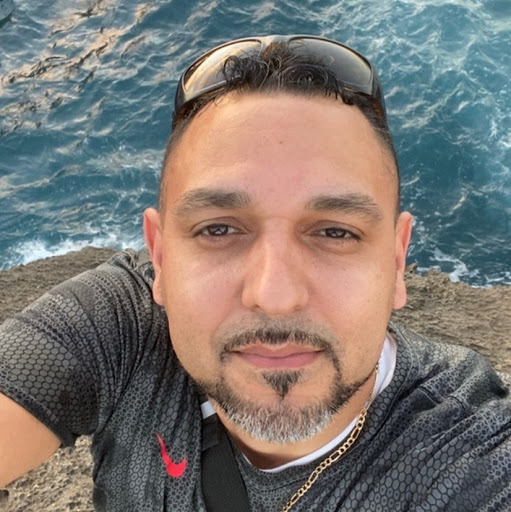 Nelson Villanueva Photo 11