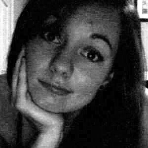 Elizabeth Morris Photo 8