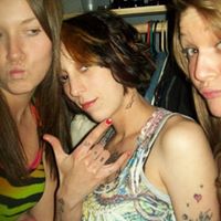 Rebecca Stanford Photo 37