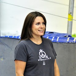 Toni Taylor Photo 38