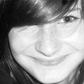 Sarah Carlisle Photo 33