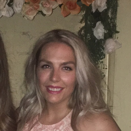 Elizabeth Cromwell Photo 26