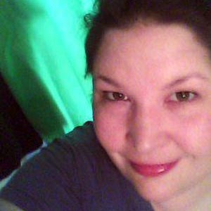 Renee Carter Photo 33